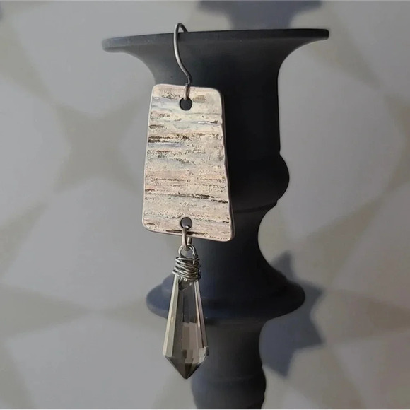 Dangle Crystal Earrings Silver Hammered Boho - Picture 8 of 9